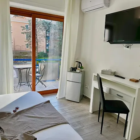 Bed & Breakfast Center Baby 4*