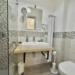 Bed & Breakfast Center Baby 4*